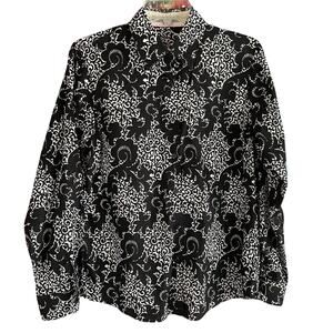 Foxcroft Black White Wrinkle Free Shaped Fit Button Front Down Shirt Size 4